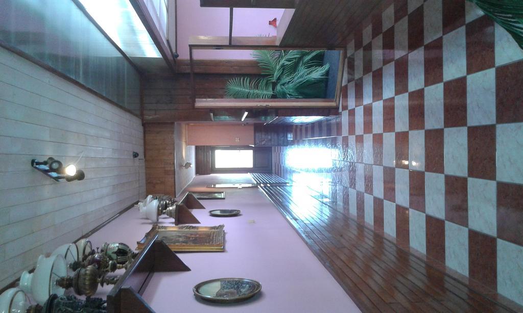 Retro Vrbovec Hotel ภายนอก รูปภาพ