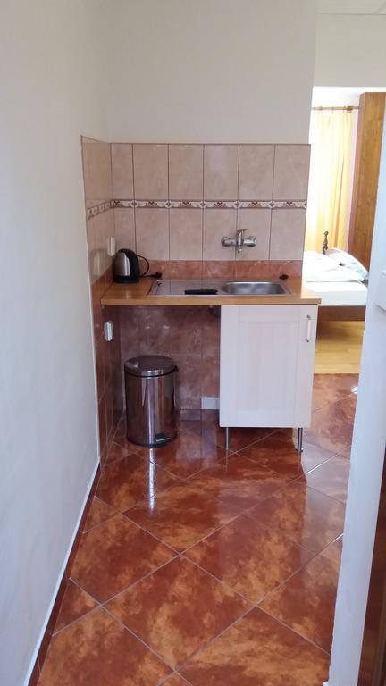 Retro Vrbovec Hotel ภายนอก รูปภาพ